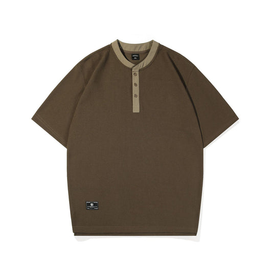 Playera Cuello Henley Básica de Color Sólido para Verano - Image 7