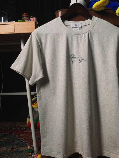 Camiseta Casual Gris Perro Salchicha Diseño Neutro Americana - Image 8