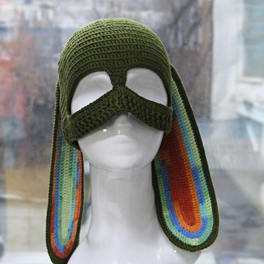 Gorro de Punto Artesanal con Orejas de Conejo, Diseño Divertido con Máscara de Un Ojo y Cuernos - Image 18