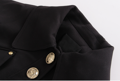 Chaqueta Suelta Negra con Tachuelas para Mujer - Image 12