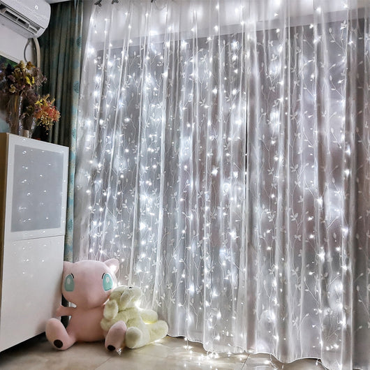 Cortina de Luces Navideñas con Control de Sonido y USB - Image 3