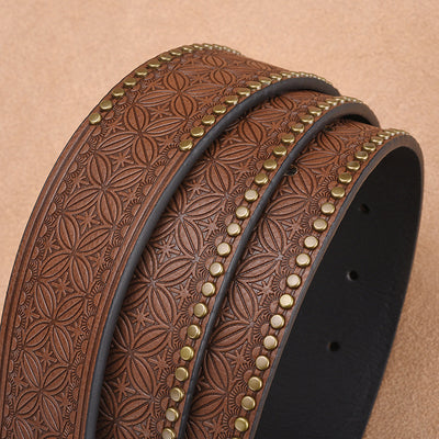 Cinturón de Cuero Genuino para Hombre con Remaches Grabados - Image 4