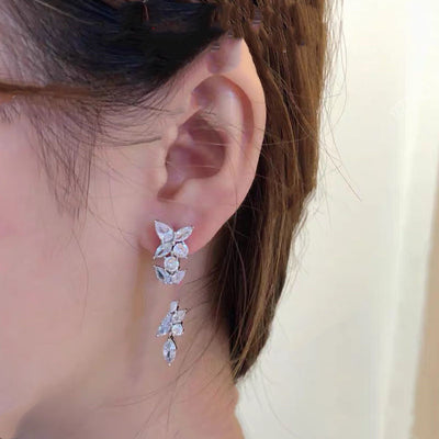 Aretes de Oro Blanco 18k con Moissanita - Fila de Diamantes - Image 8