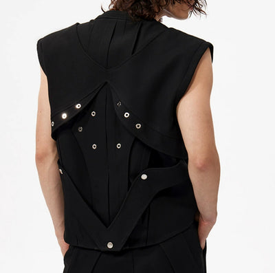 Chaleco Negro de Diseño Deconstruido en Poliéster - Image 17