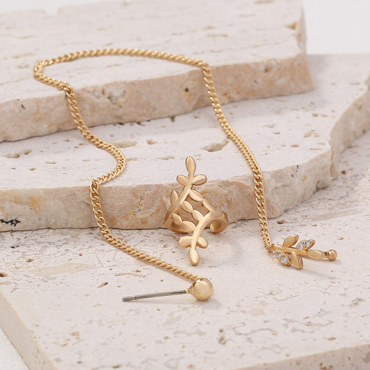 Conjunto de Joyas Danzantes Indias - Anillo Nasal, Aros y Cadena con Diseño de Hoja - Image 3