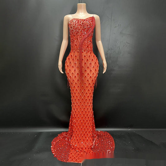 Vestido Asimétrico Diamante con Diseño Vanguardista