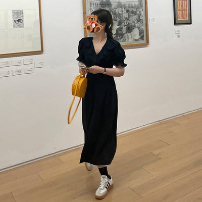 Vestido Negro con Volantes y Cuello en V Doble Plisado - Image 12
