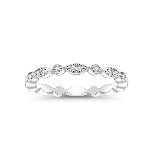 Anillo de Plata 925 con Baño de Oro Blanco y Moissanita de Línea Completa