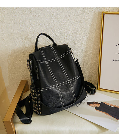 Mochila Estilo Lichi con Remaches y Contraste de Colores - Image 14