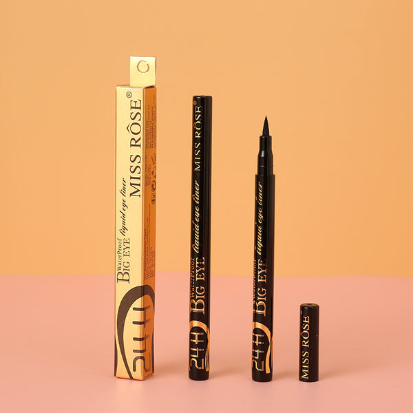 Delineador Broncé en Tubo con Empaque de Color Separado