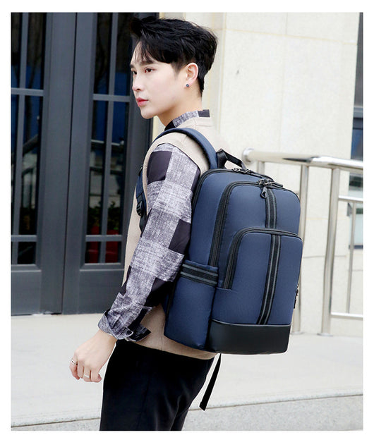 Mochila Ejecutiva para Laptop con Diseño Minimalista y Moderno - Image 9