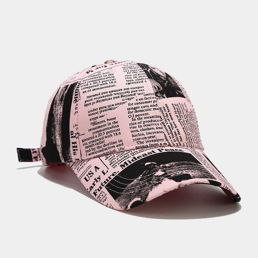 Gorra de Béisbol Retro Estilo Universitario con Patrón de Periódico para Hombre - Image 5
