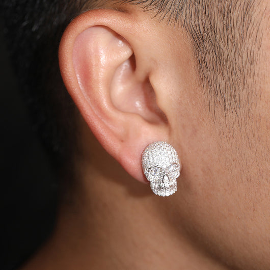 Aretes de Calavera en Plata S925 con Moissanita Brillante - Image 3