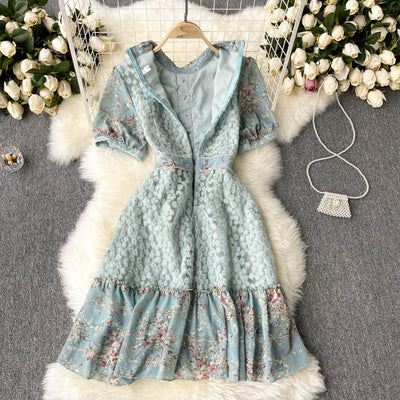Vestido Corto Elegante con Mangas Abullonadas y Bordado Artesanal - Image 4
