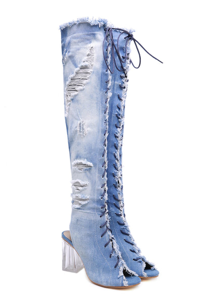 Botas Romanas de Tacón Cristal con Tira y Punta Abierta en Denim - Image 12
