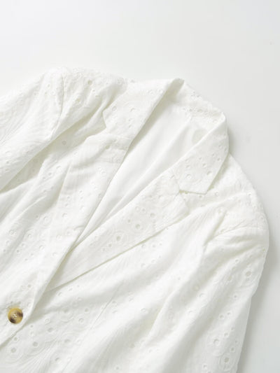 Chaqueta Casual con Detalles Calados y Botón Único - Image 11
