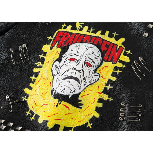 Chaqueta PU Ajustada con Estampado Graffiti y Tachuelas Metálicas para Mujer - Image 7