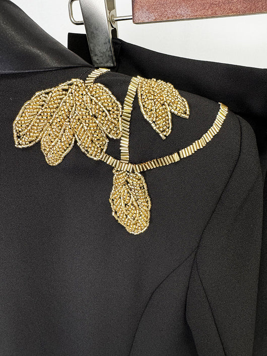 Traje Dos Piezas con Pantalón Acampanado y Detalles de Cuentas - Image 10