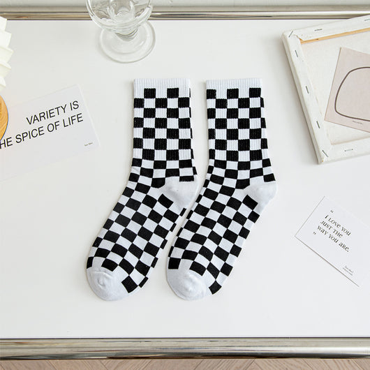 Calcetines Tubo Estilo Ajedrez para Mujer - Image 6