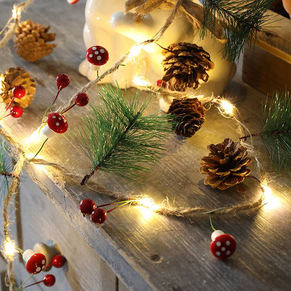 Árbol de Navidad 2M con 20 Luces LED Blanco Cálido, Piñas y Estrella