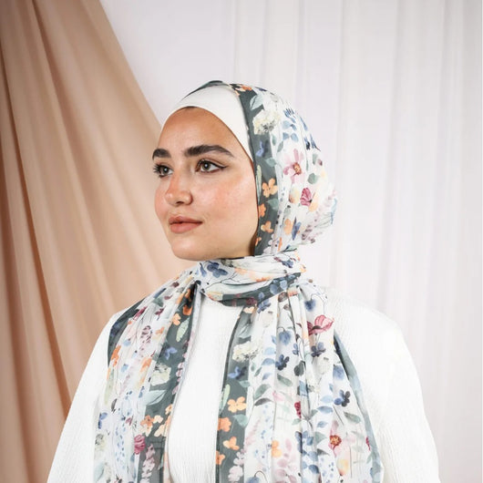 Pañuelo Hijab de Satén Estampado - Image 4