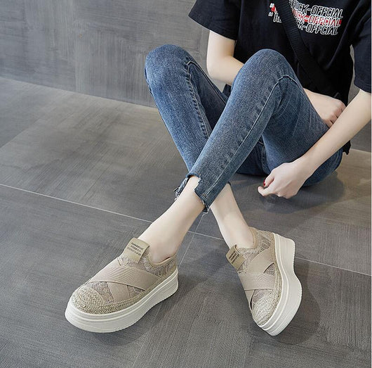 Mocasín Slip-On con Plataforma y Malla Transpirable - Image 2