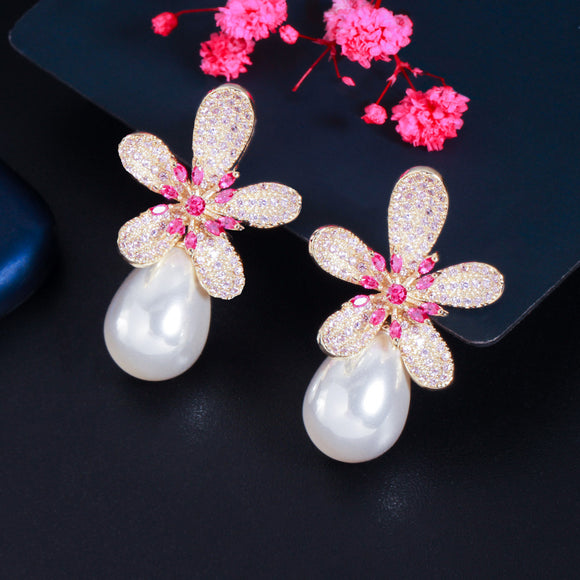 Aretes Perla Negra Brillante de Diseño Premium