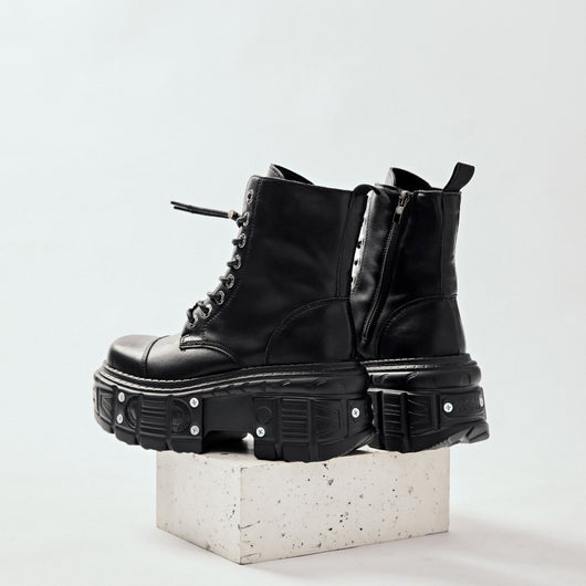 Botas Martin Punk para Mujer - Cuero Auténtico Estilo Alternativo - Image 4
