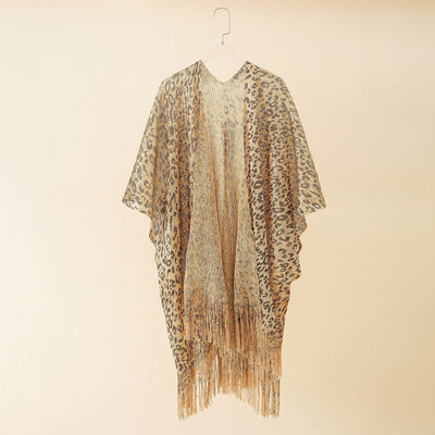 Chal Estola Leopardo con Borlas - Diseño Elegante y Versátil - Image 4