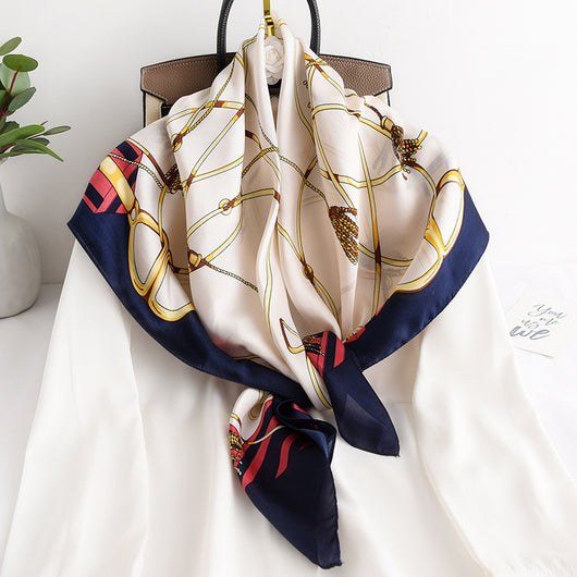 Pañuelo Cuadrado de Seda Sintética con Cadena - Elegancia para Primavera y Otoño - Image 3