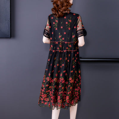 Vestido Elegante Dama Ancho con Bordado en Tul y Flores - Image 4
