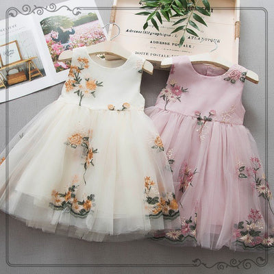 Vestido Infantil de Algodón con Bordado y Tirantes - Image 19