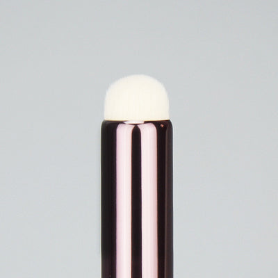 Brocha Difuminadora Multifunción para Labios y Corrector - Image 7