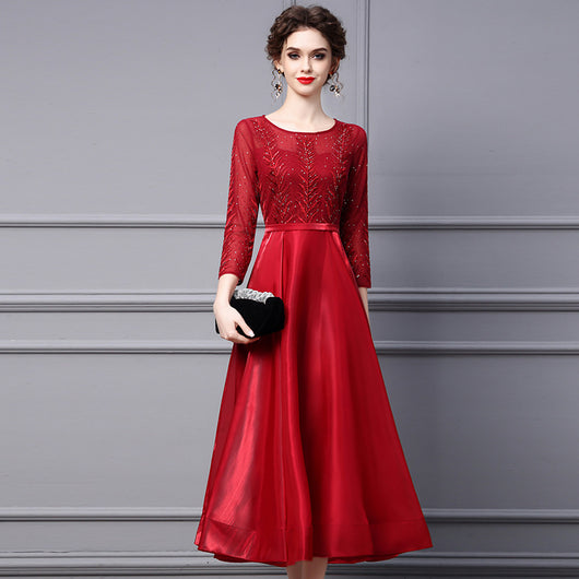 Vestido de Fiesta con Bordados Diamantados - Image 3