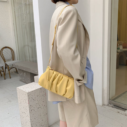 Bolsa Crossbody Asimétrica de Moda - Diseño Nube con Pliegues