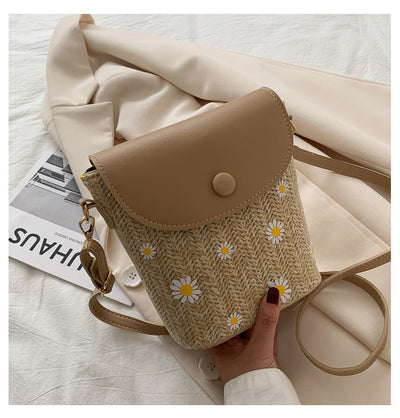 Bolso de Hombro Tejido en Rafia con Detalles Plisados - Image 22