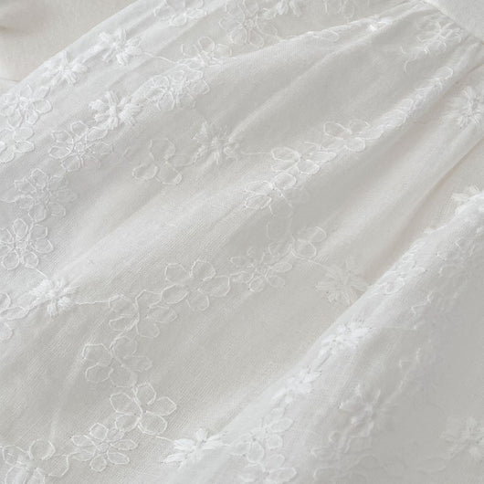 Vestido Princesa Niña con Detalles Bordados y Falda Superpuesta - Image 17