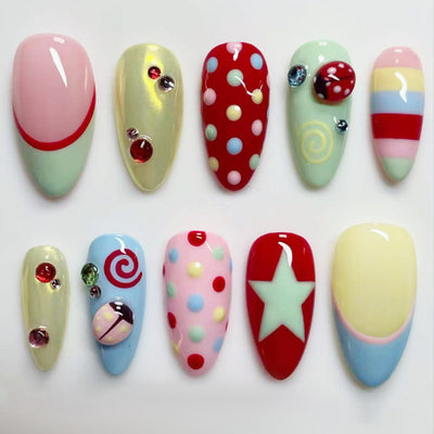 Uñas Postizas Mariquita Dopamina - 24 Piezas Almendradas con Lunares y Diamantes - Image 2