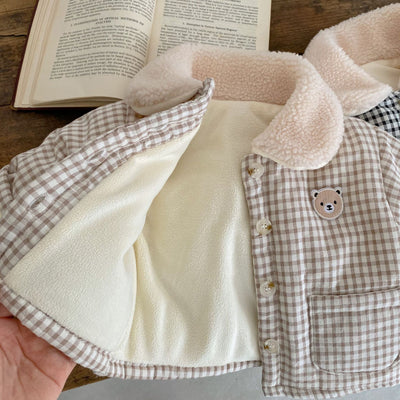 Abrigo Acolchado Infantil Estilo Coreano a Cuadros con Osito - Chaqueta Térmica para Niños y Niñas - Image 8