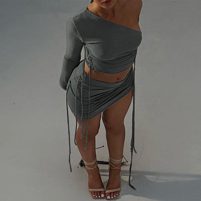 Conjunto Crop Top Asimétrico con Falda Fruncida Lateral - Image 11