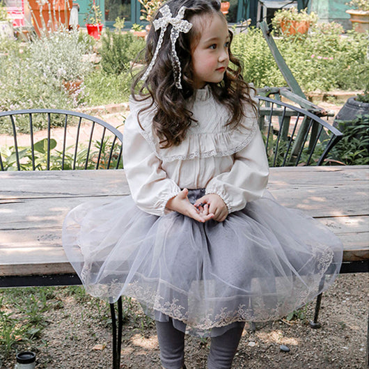 Blusa Infantil Elegante con Cuello de Madera y Flores - Image 7