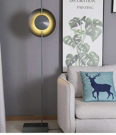 Lámpara de Piso Minimalista con Diseño Geométrico - Image 6