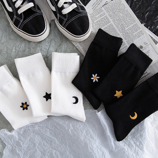 Calcetines JK Estilo Coreano Estrellas y Luna - Calcetines Altos de Color Puro - Image 23