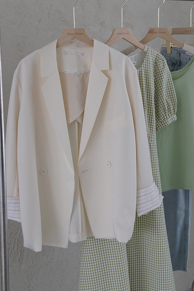 Blazer Fino con Puños Contrastantes de Confección Exquisita - Image 3