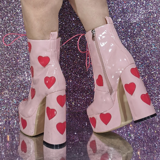 Botas de Tacón Alto con Base Reforzada y Detalle de Corazón - Image 7
