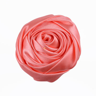 Broche Floral de Rosas 3D en Satén para Novia y Eventos Especiales - Image 17