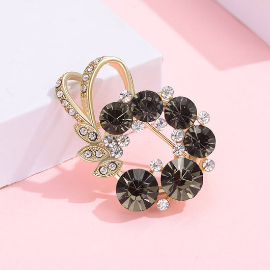 Broche Temperamento Coreano con Diamante Negro Incrustado - Image 3