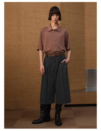 Pantalones Plisados Grises con Detalle Floral - Largo Siete Cuartos - Image 9