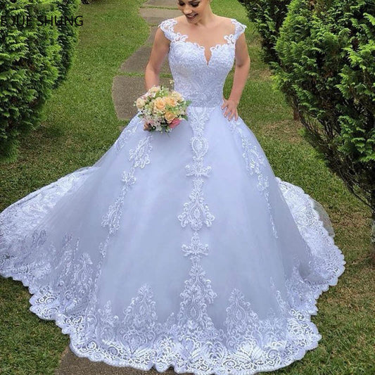 Vestido de Novia Blanco con Encaje Vintage - Image 2
