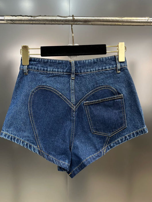 Shorts con Parches de Corazones en Contraste - Image 5